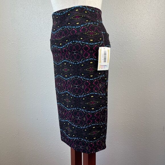 NWT LulaRoe Skirt Size S - Picture 3 of 7